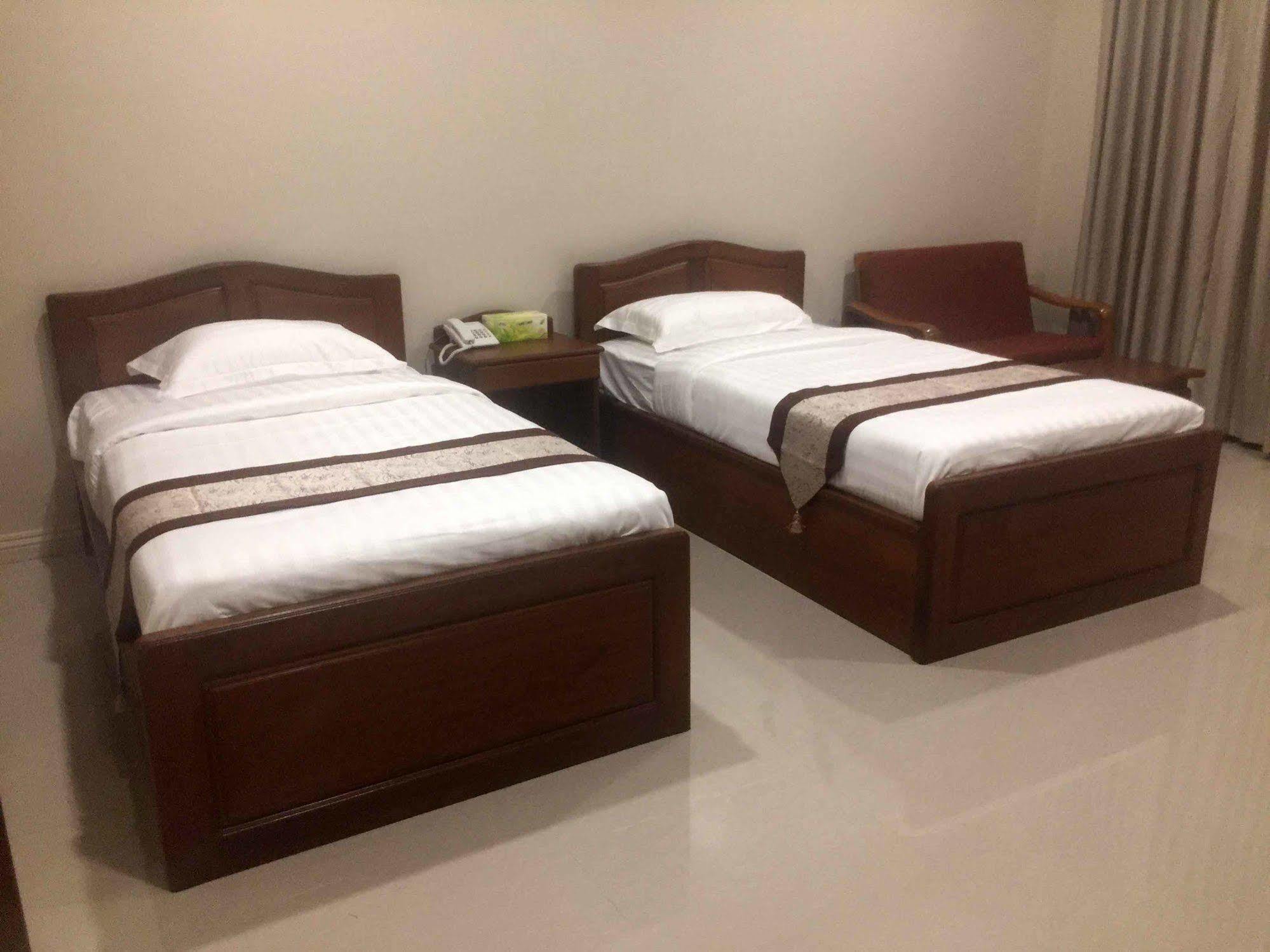 Hotel Ruby Garden Yangon